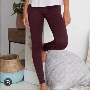 Aerie Chill Play Move Pocket Leggings - Burgendy